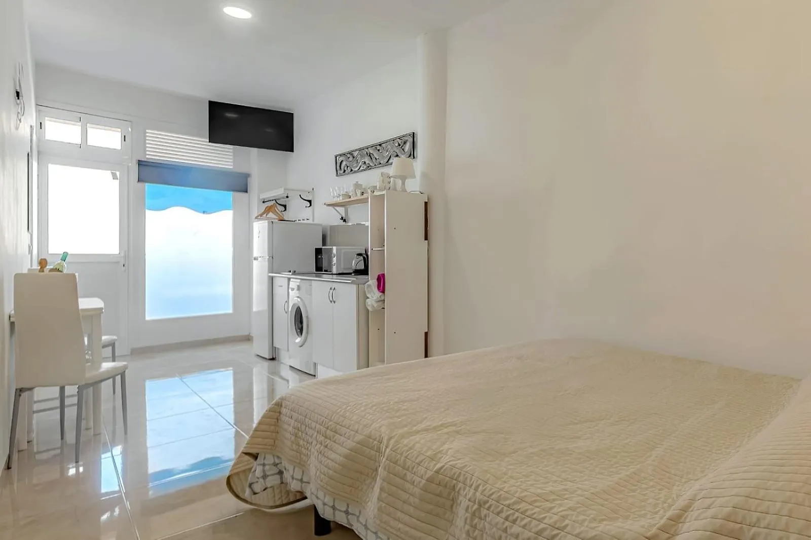 Apartment On Pinta Beach Costa Adeje